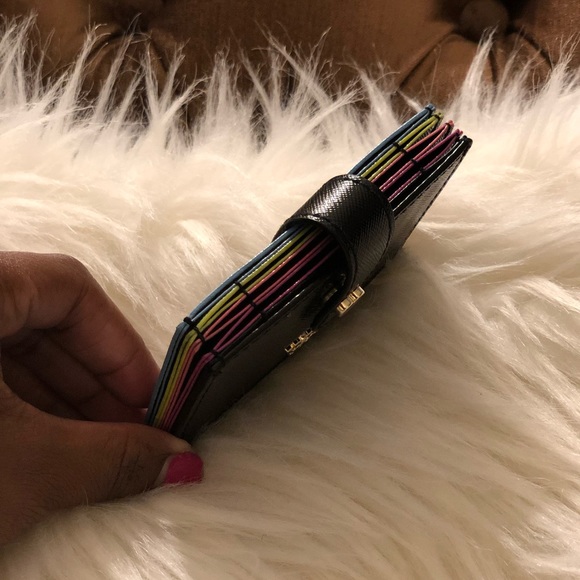 🌈 Victoria’s Secret Rainbow Accordion Card Case - Picture 6 of 7